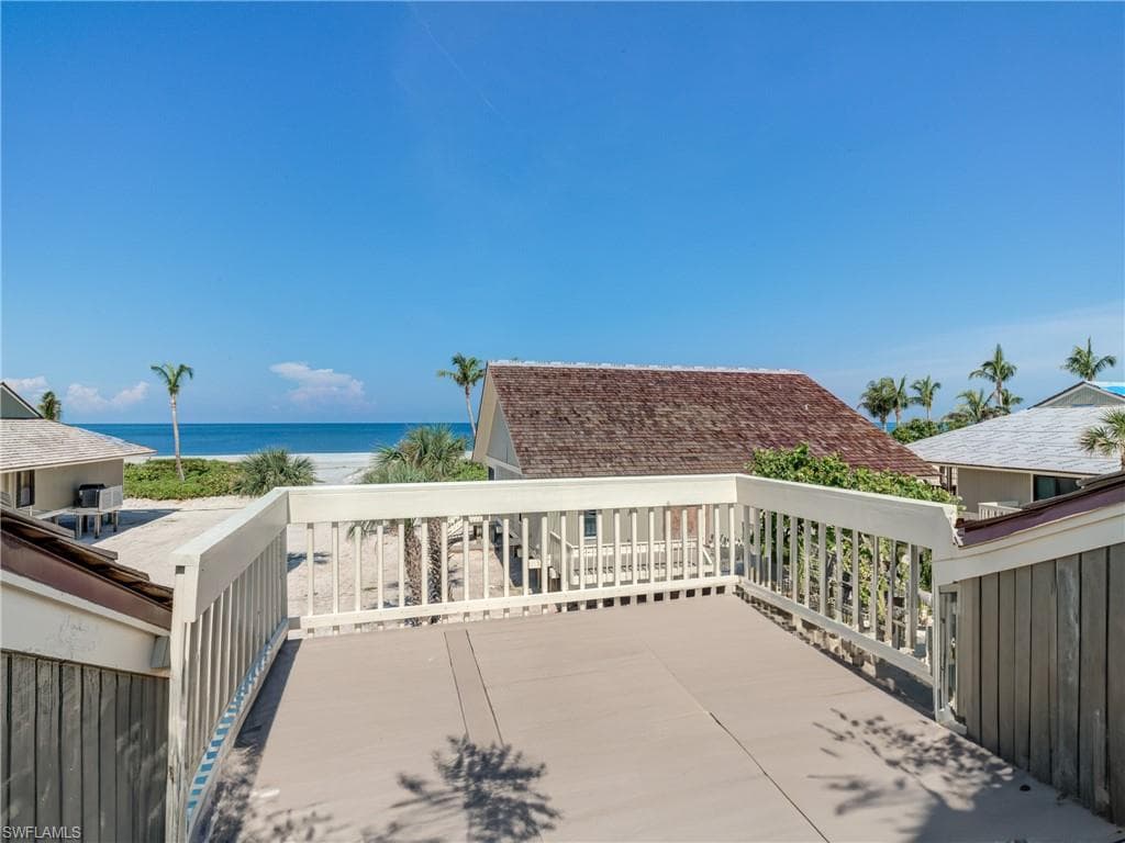 24 Beach Homes CAPTIVA, FL 33924