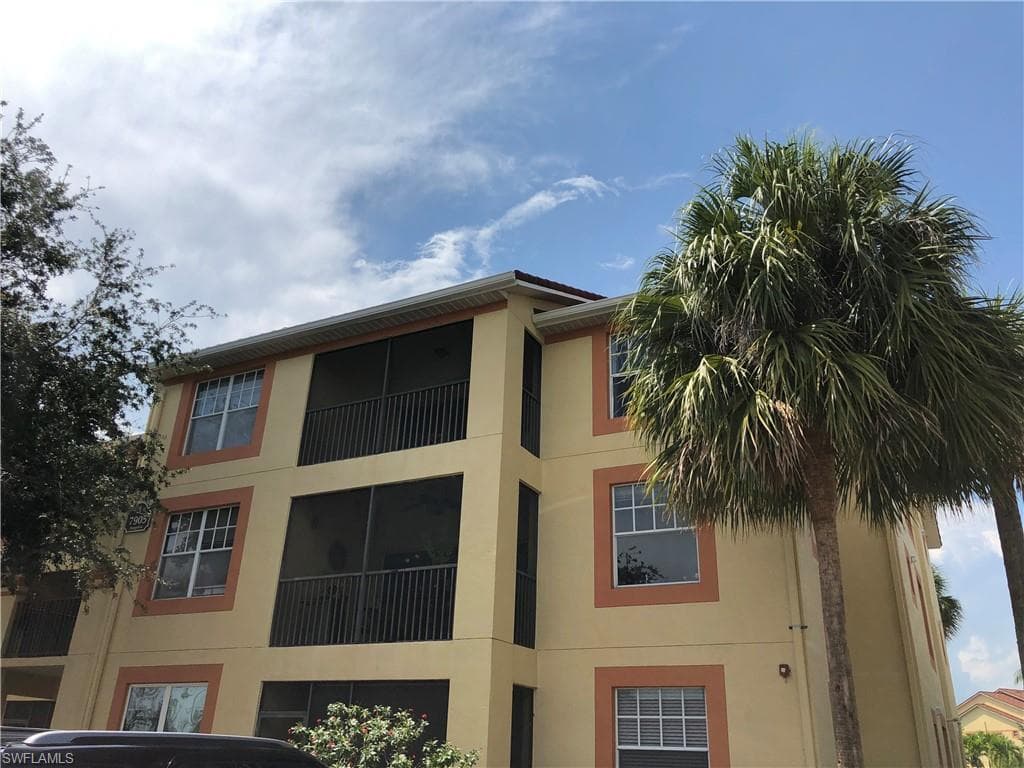 7905 Preserve CIR 131 NAPLES, FL 34119