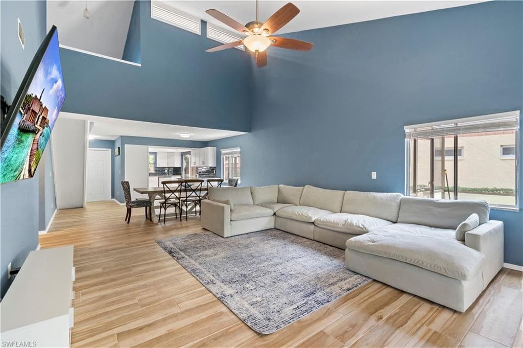 6451 Royal Woods DR FORT MYERS, FL 33908