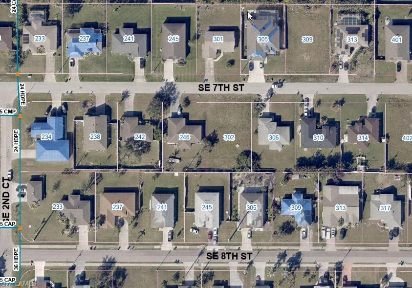 302 SE 7th ST CAPE CORAL, FL 33990