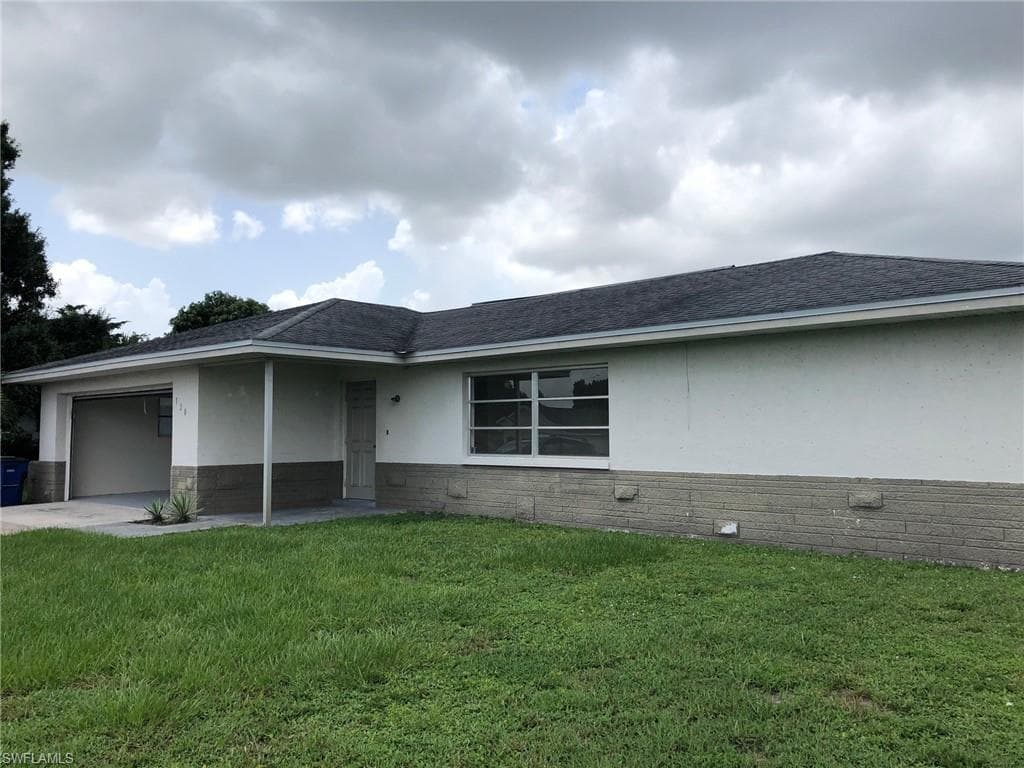 120 Richmond AVE S LEHIGH ACRES, FL 33936