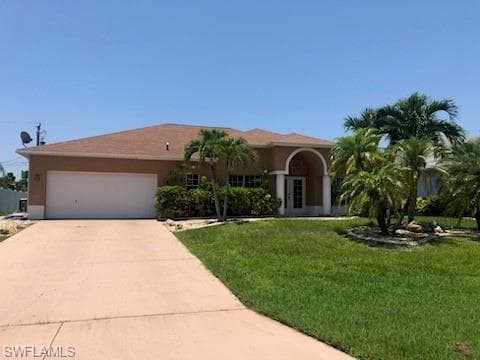 1124 SW 45th ST CAPE CORAL, FL 33914