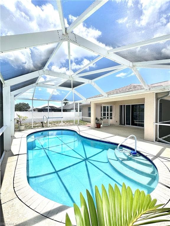 1100 SW Embers TER CAPE CORAL, FL 33991