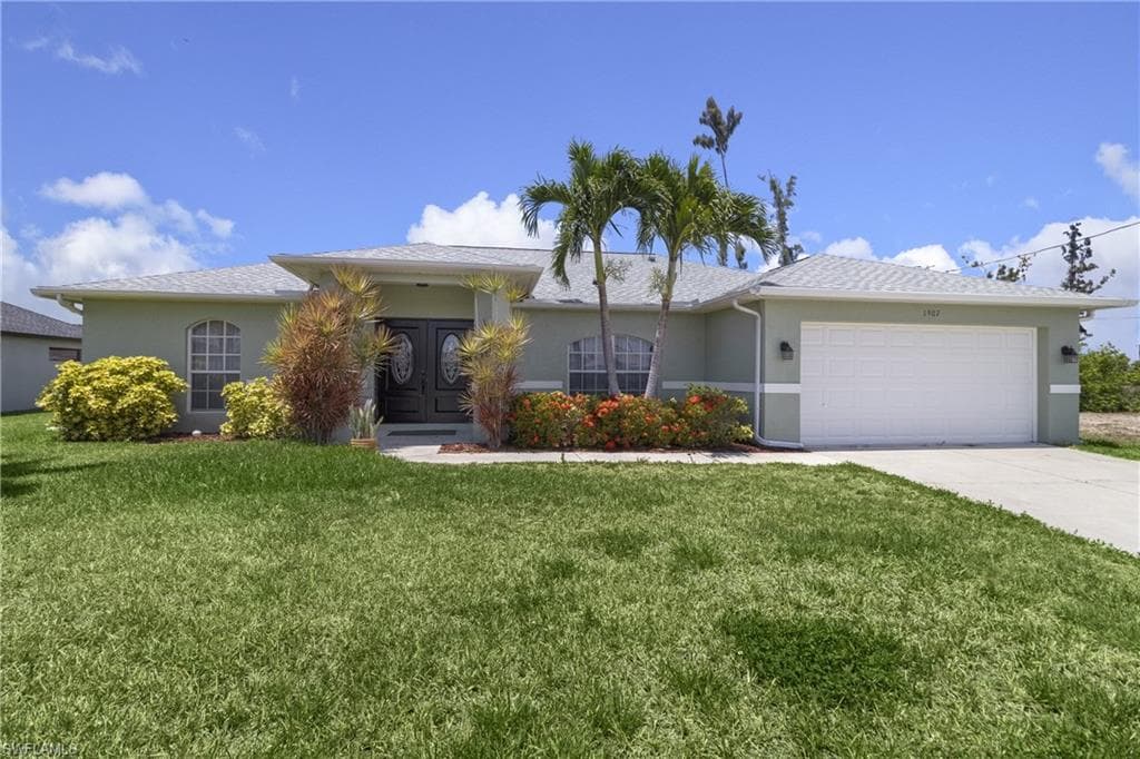 1907 2nd TER CAPE CORAL, FL 33991