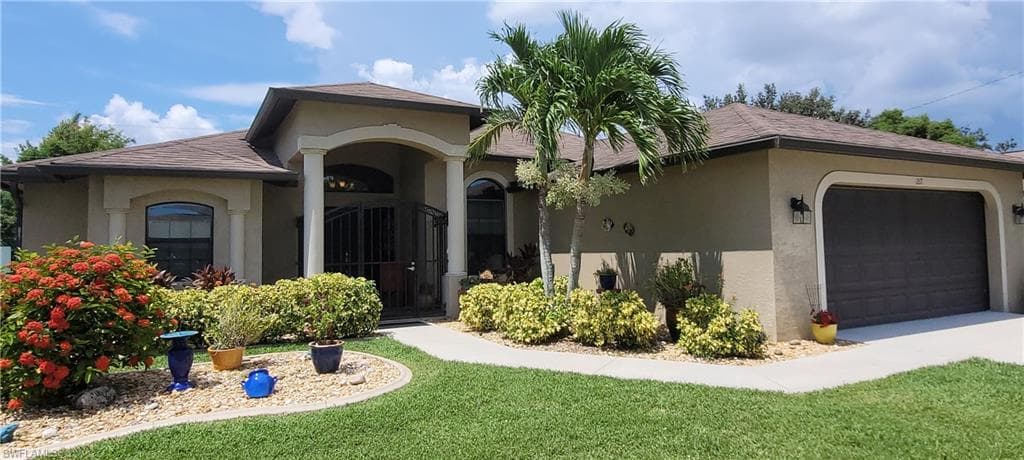 217 SE 22nd TER CAPE CORAL, FL 33990