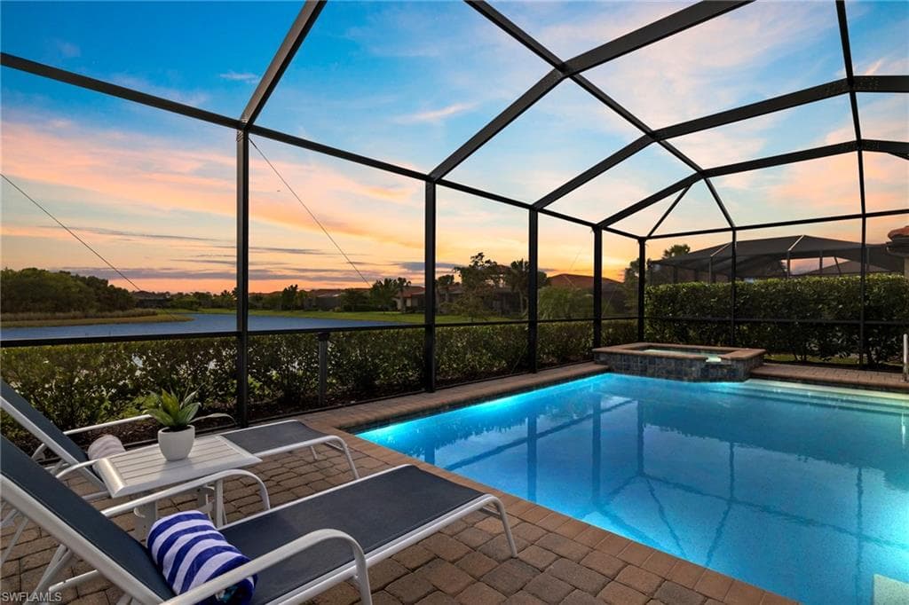 1483 Santiago CIR NAPLES, FL 34113