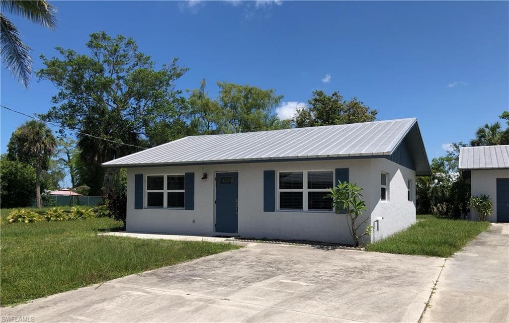 3107 Cottage Grove AVE NAPLES, FL 34112