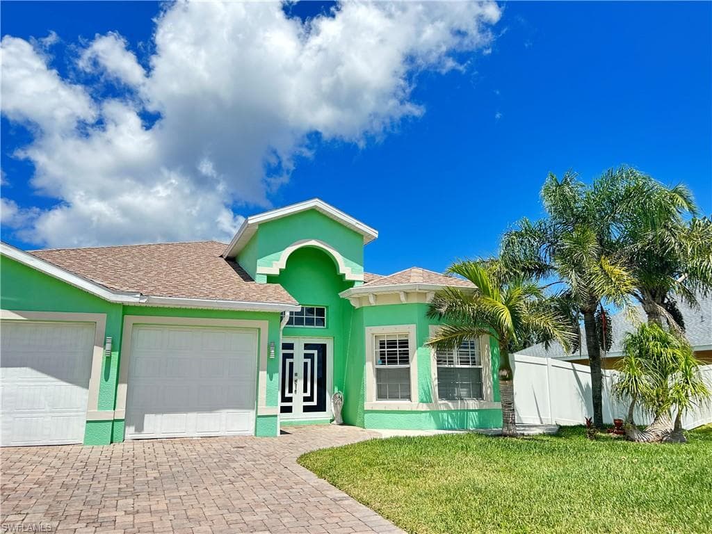 2704 NW 45th PL CAPE CORAL, FL 33993