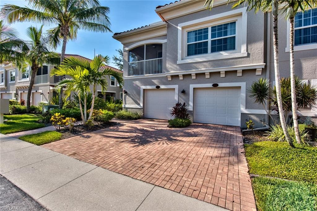 8561 Violeta ST 201 ESTERO, FL 34135