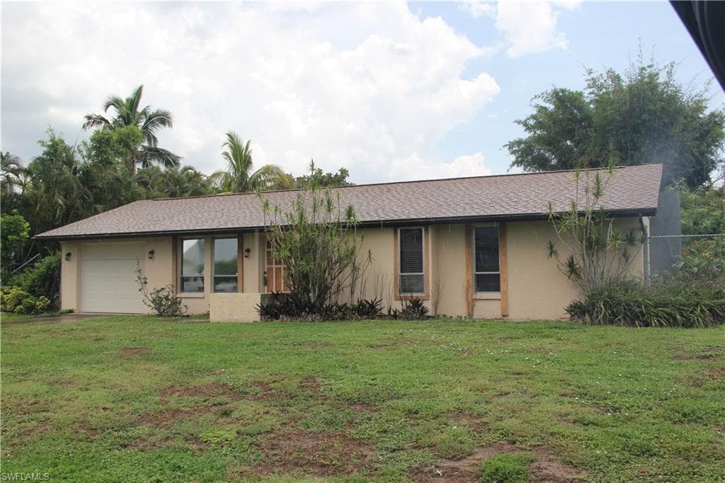 3525 SE 10th PL CAPE CORAL, FL 33904