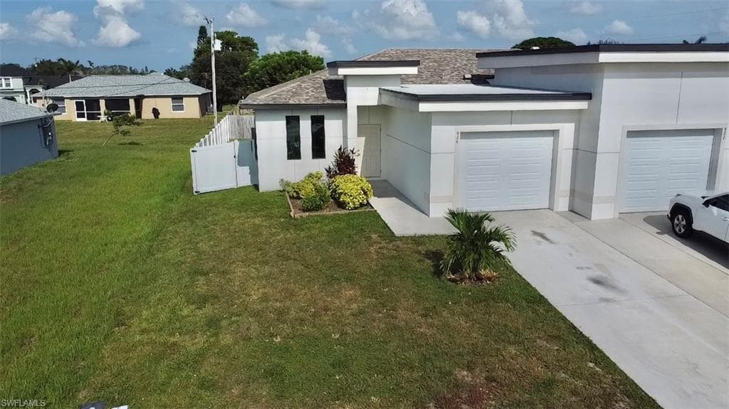 922-924 SE 6th CT CAPE CORAL, FL 33990