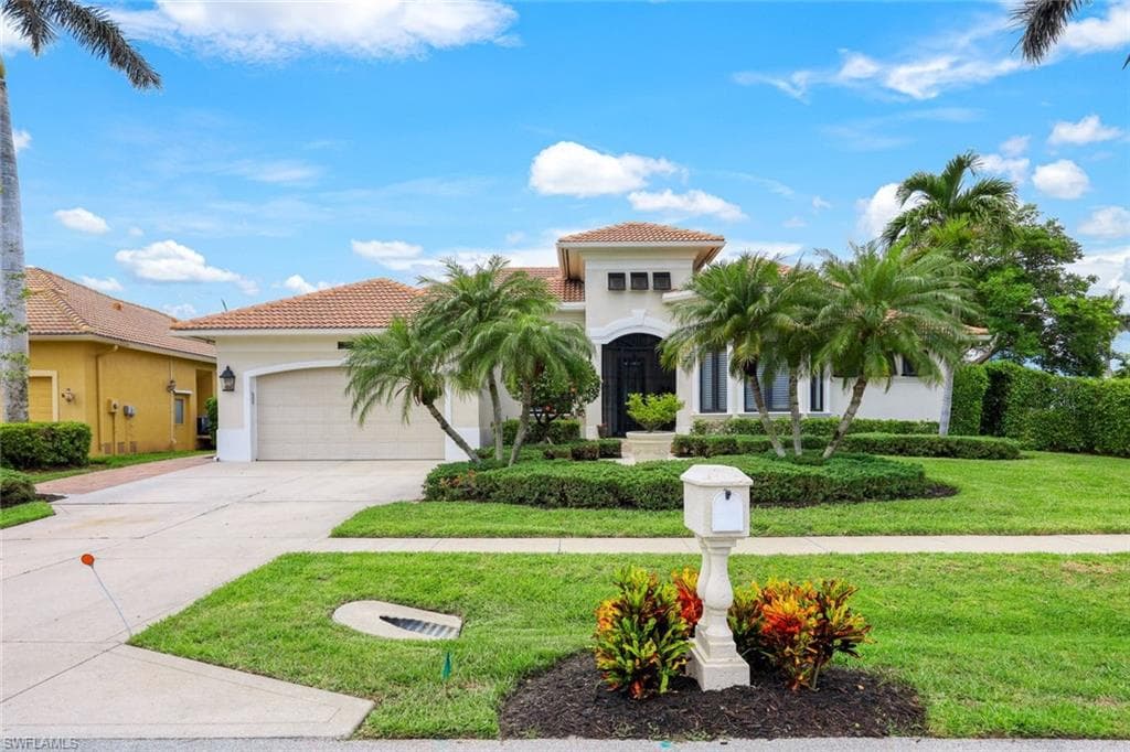 174 Clyburn ST MARCO ISLAND, FL 34145