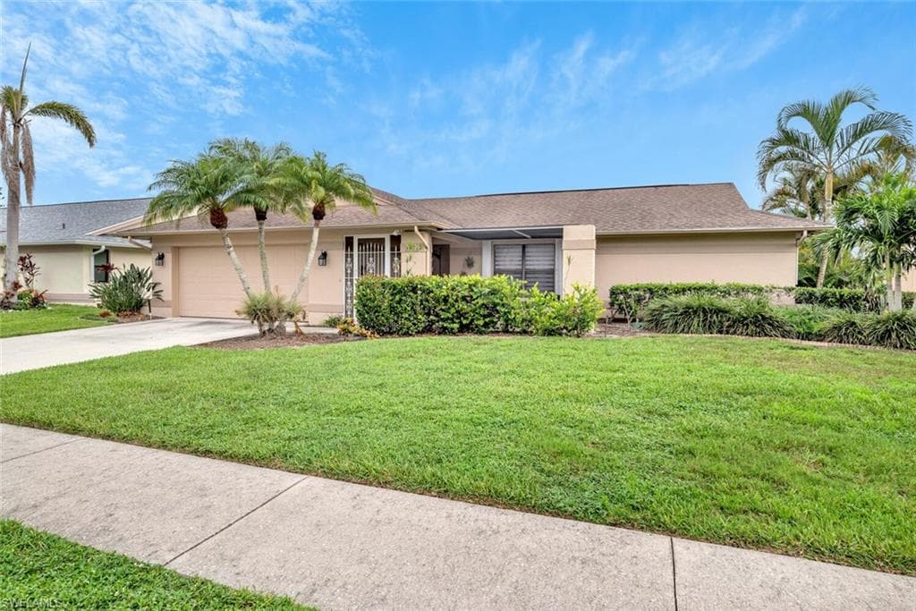 3332 Arlette DR NAPLES, FL 34109