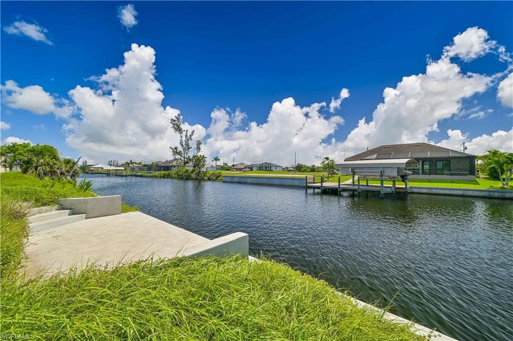 1427 Old Burnt Store RD N CAPE CORAL, FL 33993