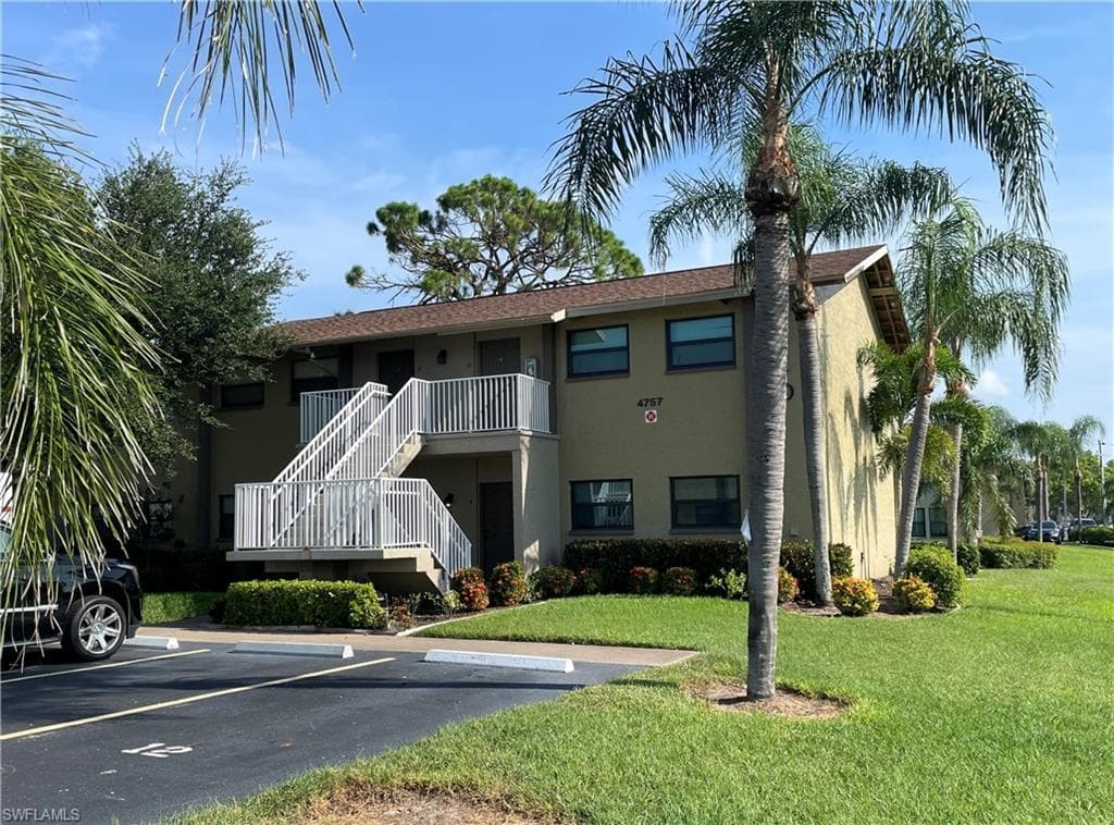 4757 Orange Grove BLVD 6 NORTH FORT MYERS, FL 33903