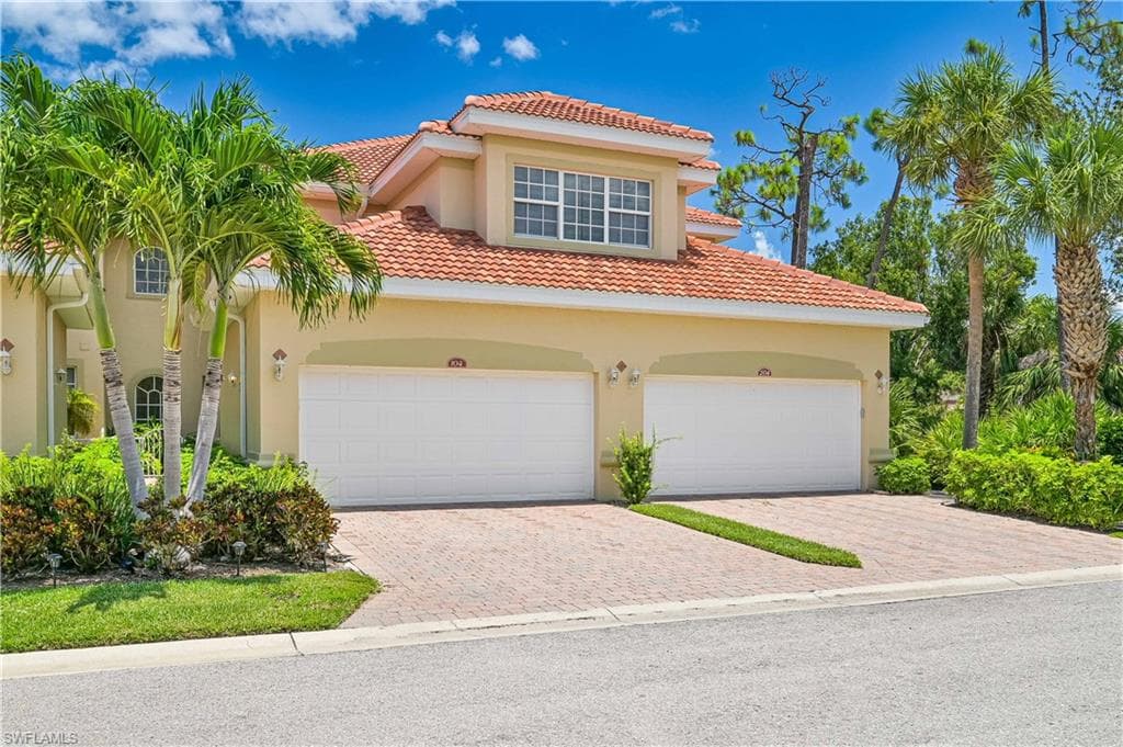 5640 Chelsey LN 104 FORT MYERS, FL 33912