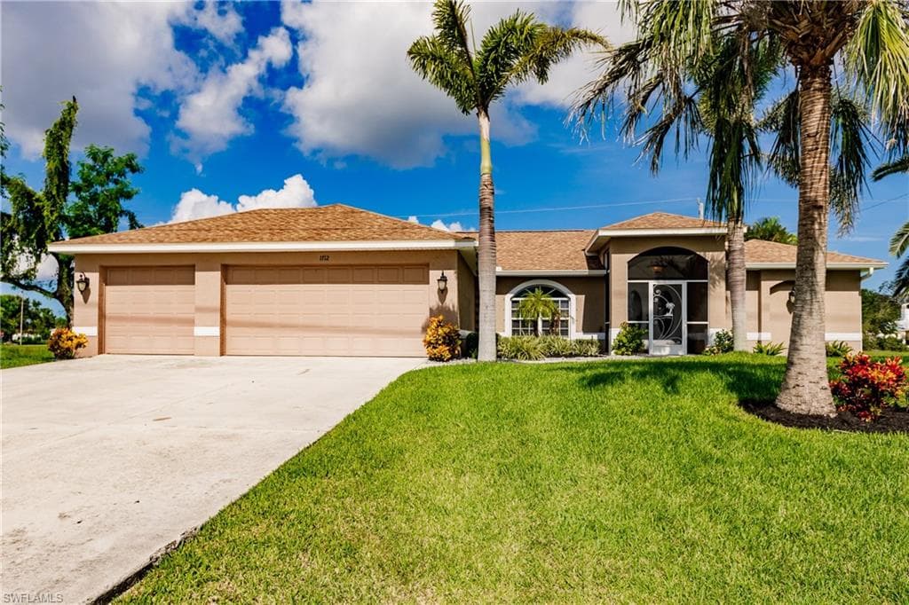 1712 El Dorado BLVD N CAPE CORAL, FL 33993