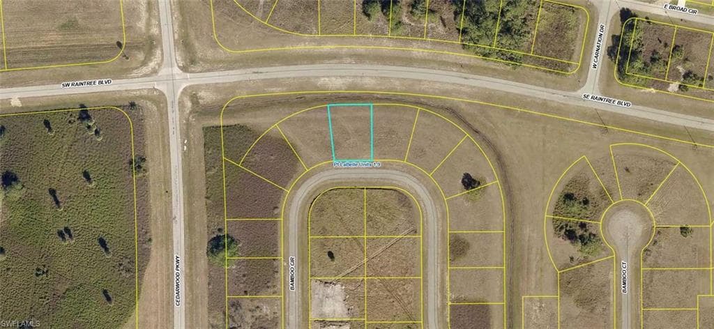 9027 Bamboo CIR LABELLE, FL 33935