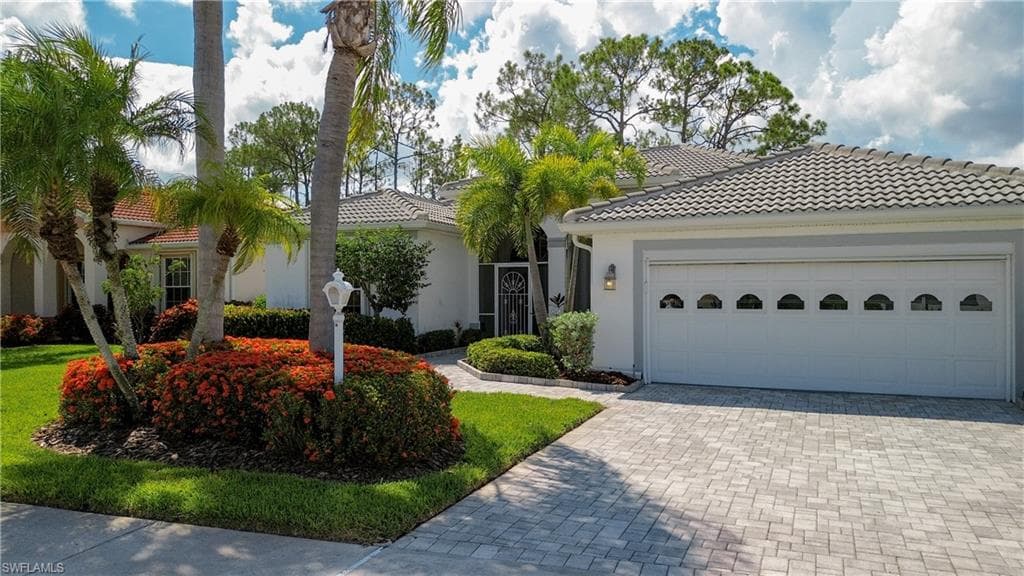 2700 Via La Quinta NORTH FORT MYERS, FL 33917