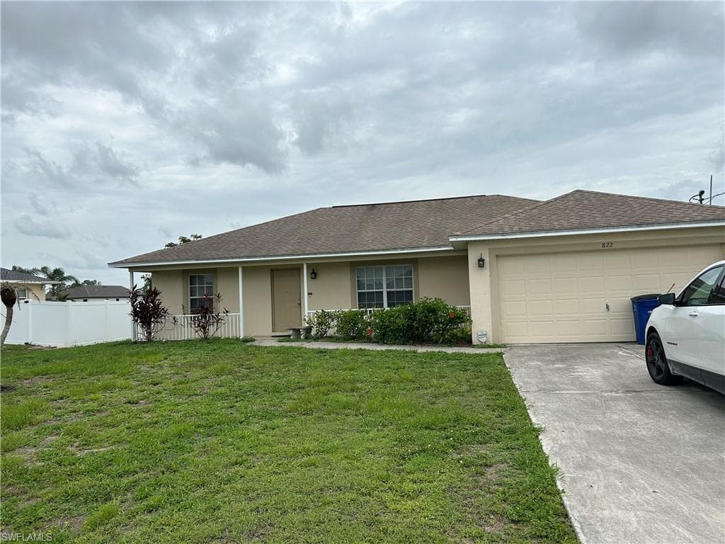 822 Neuse AVE FORT MYERS, FL 33913