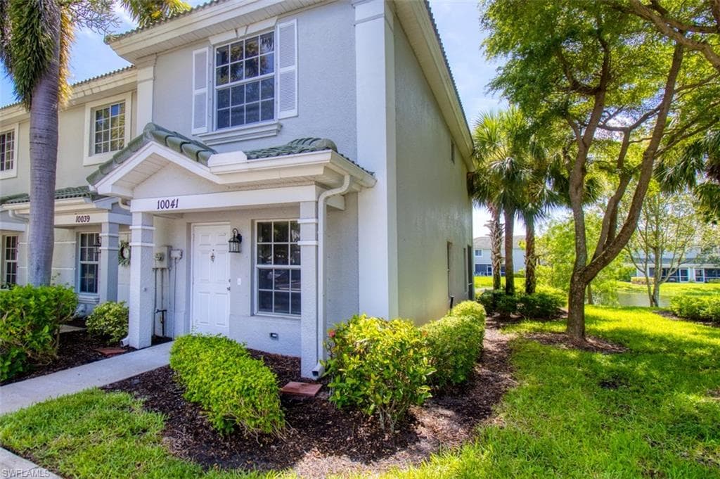 10041 Poppy Hill DR FORT MYERS, FL 33966