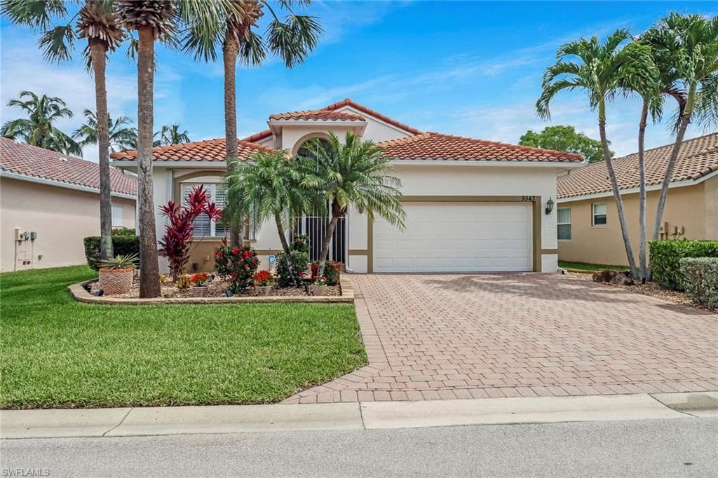 9543 Lismore LN ESTERO, FL 33928