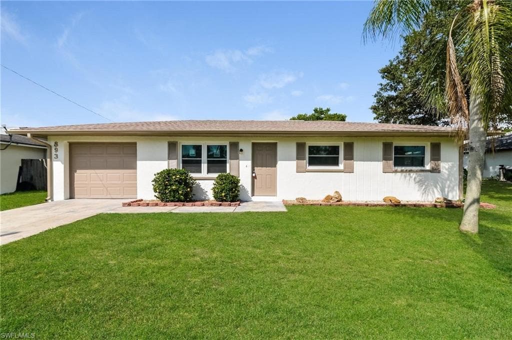 893 Riviera LN NW PORT CHARLOTTE, FL 33948