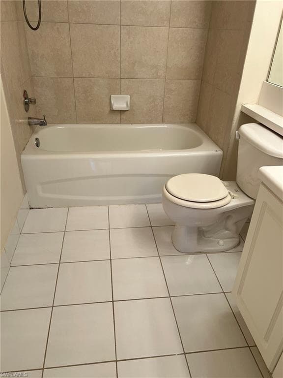 1280 Wildwood Lakes BLVD 105 NAPLES, FL 34104