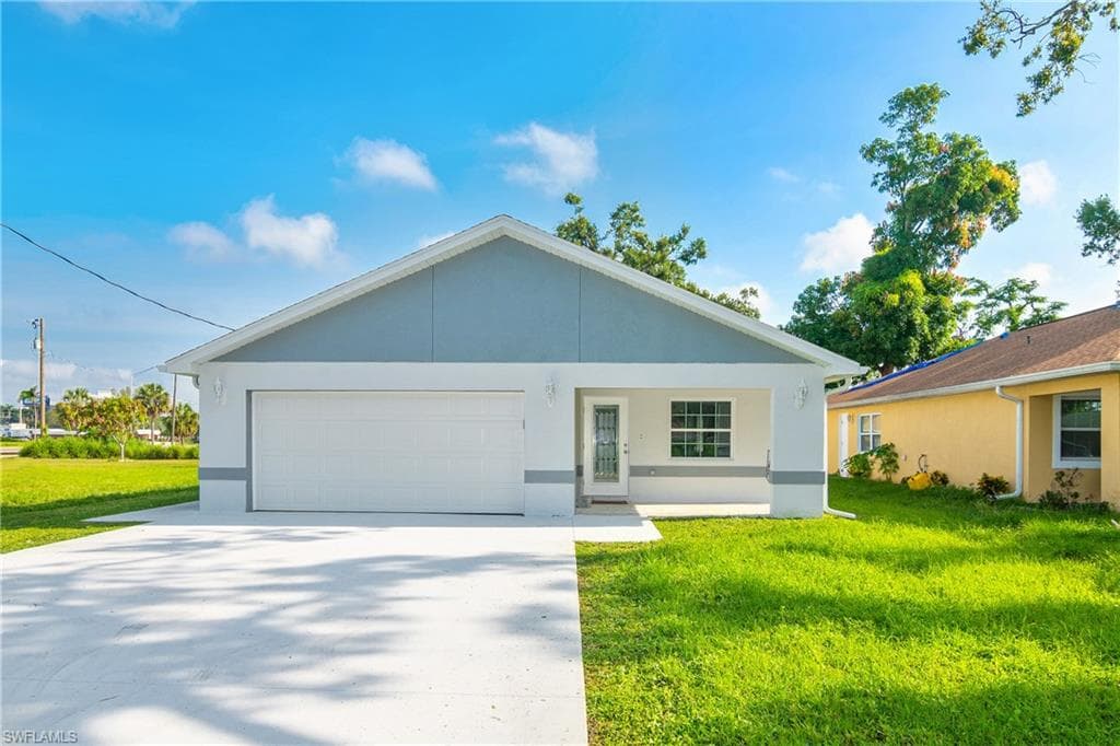 2617 Blake ST FORT MYERS, FL 33916