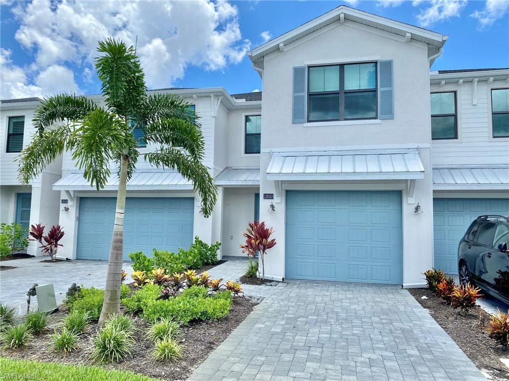 13010 Pembroke DR NAPLES, FL 34105