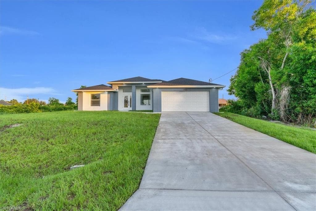 3405 26th ST SW LEHIGH ACRES, FL 33976