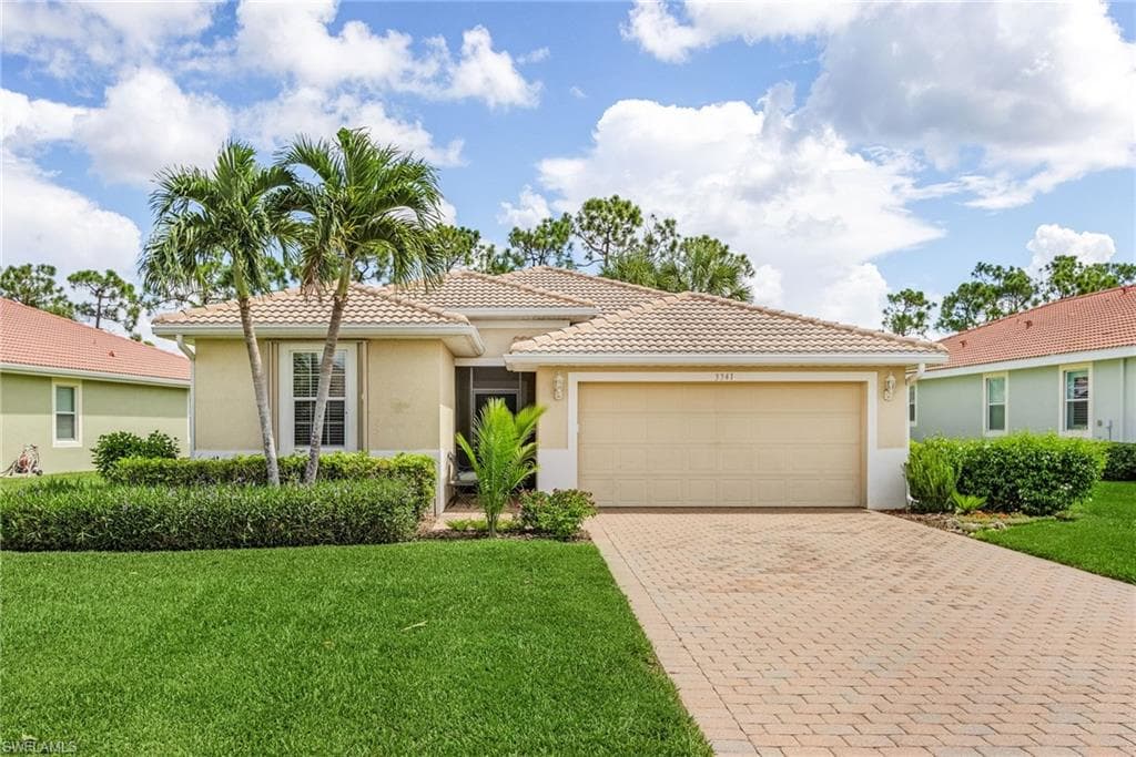 3341 Magnolia Landing LN NORTH FORT MYERS, FL 33917