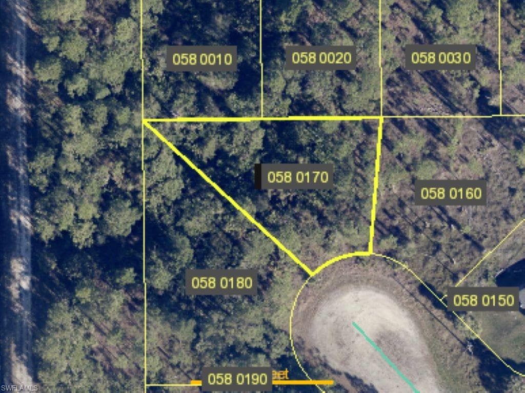601 Maddock PL LEHIGH ACRES, FL 33974