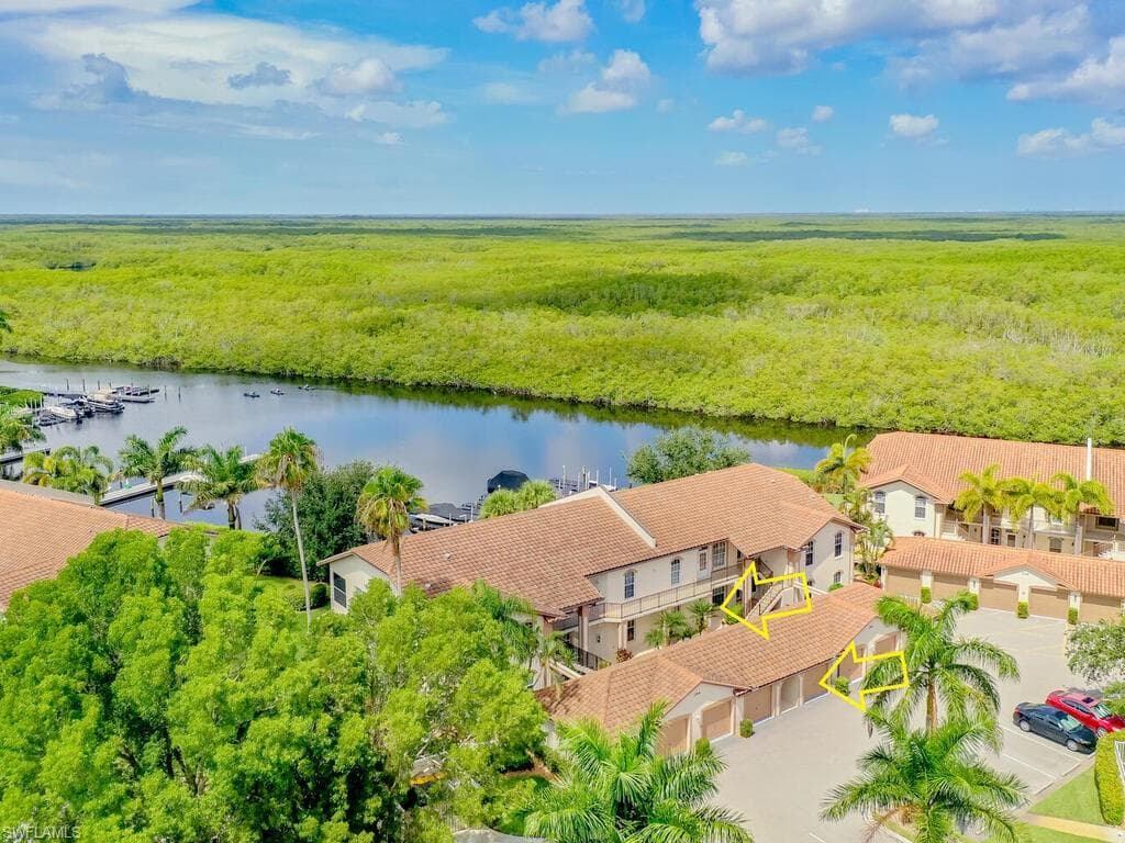 194 Newport DR 903 NAPLES, FL 34114