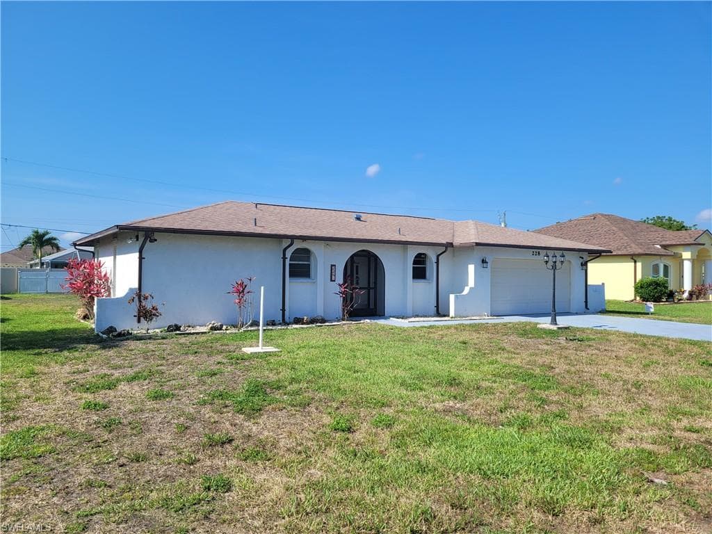 228 31st ST CAPE CORAL, FL 33904