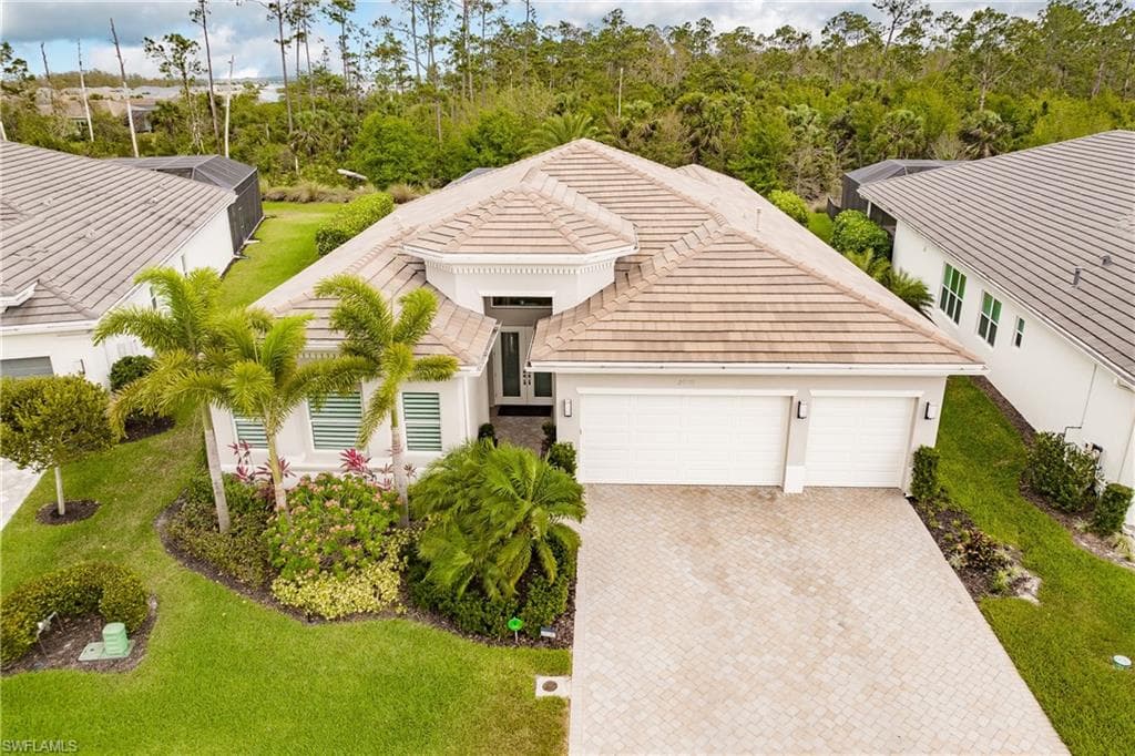 28585 Sicily LOOP BONITA SPRINGS, FL 34135