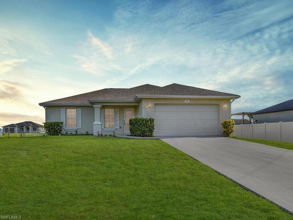 213 NW 10th ST CAPE CORAL, FL 33993
