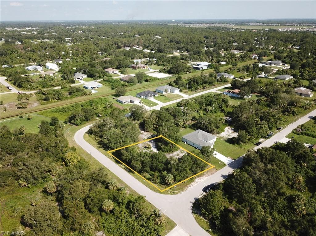 6007 Lacota AVE FORT MYERS, FL 33905