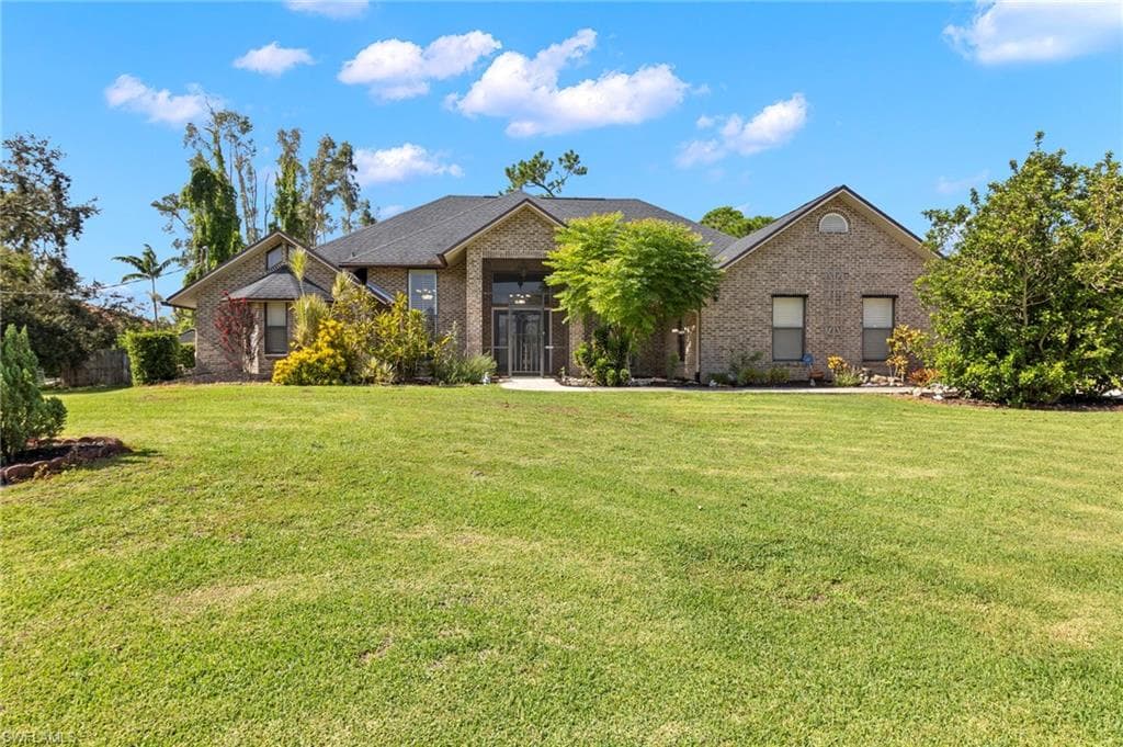 6390 Mark LN FORT MYERS, FL 33966