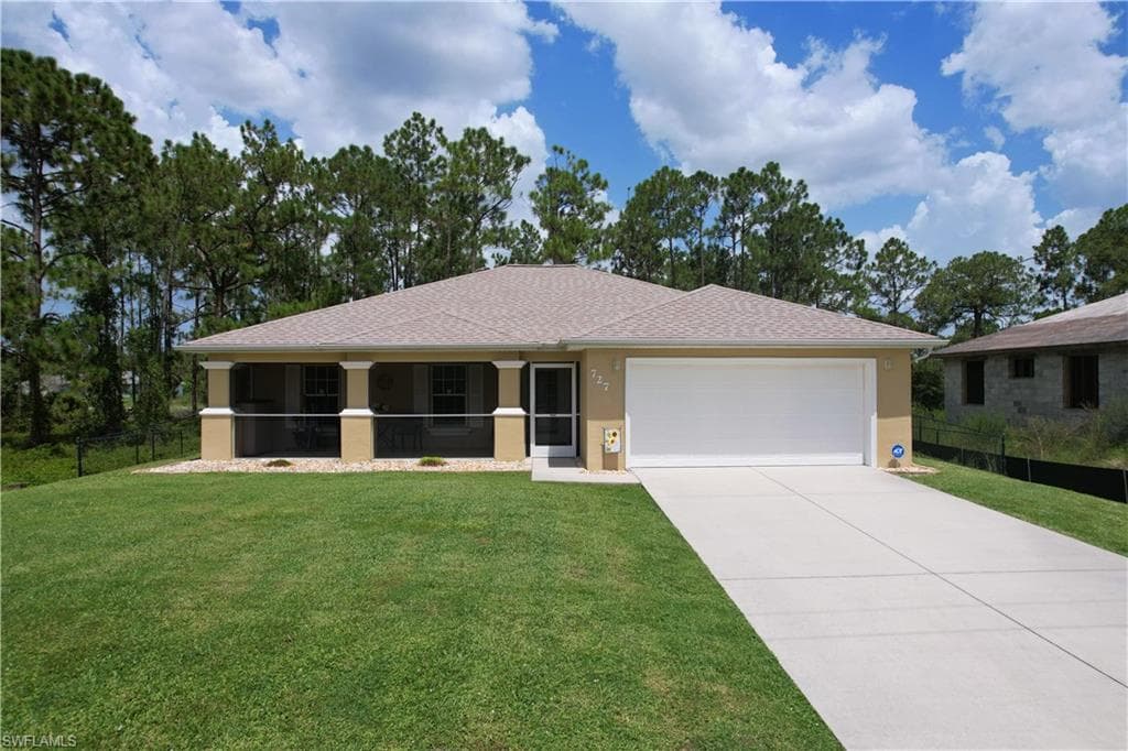 727 Dudley AVE S LEHIGH ACRES, FL 33974
