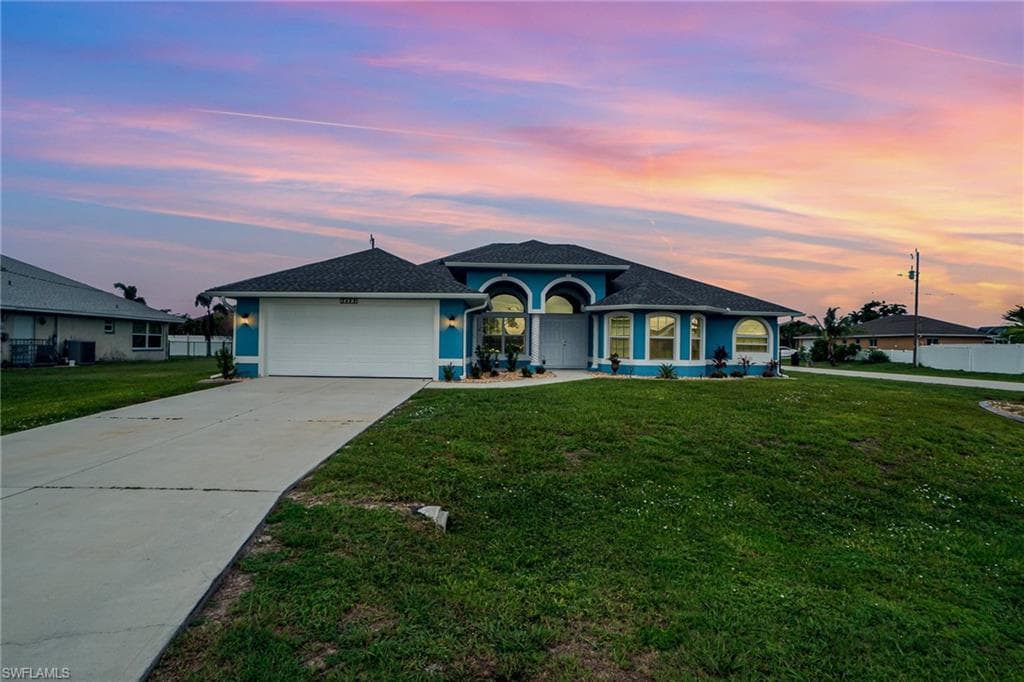 3422 8th CT CAPE CORAL, FL 33914