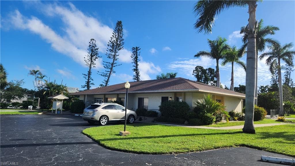 6184 Michelle WAY 151 FORT MYERS, FL 33919