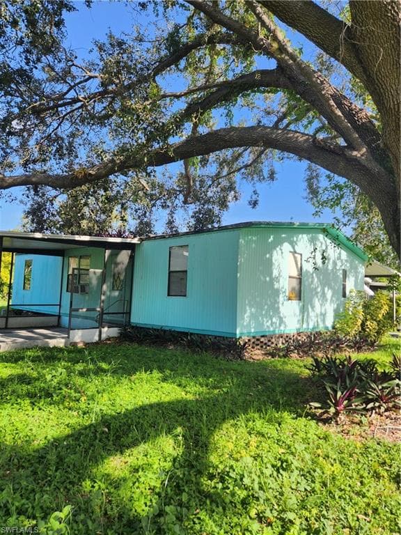 7606 Peyraud DR NORTH FORT MYERS, FL 33917