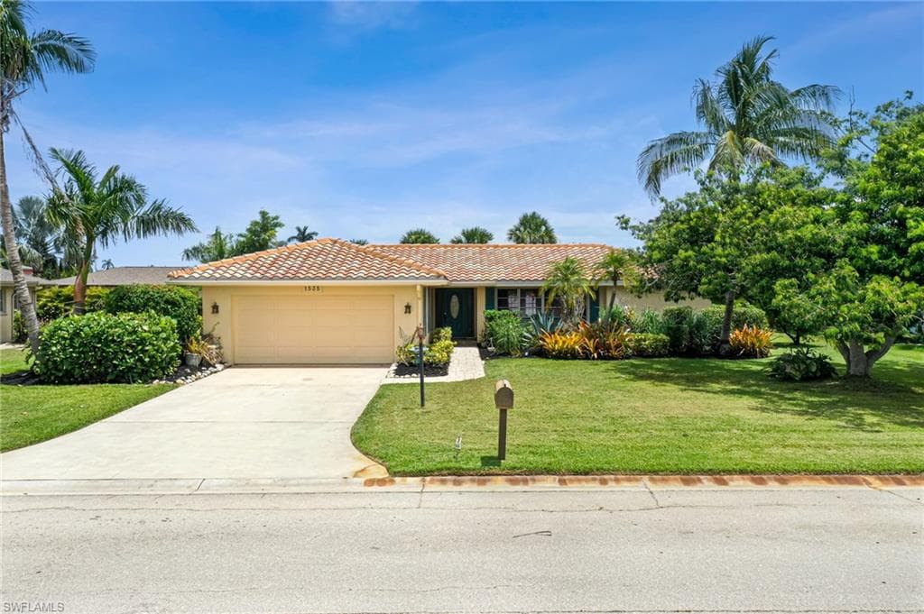 1535 Cumberland CT FORT MYERS, FL 33919