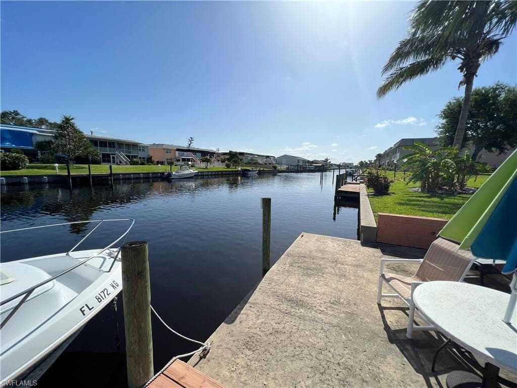 879 46th LN 6 CAPE CORAL, FL 33904