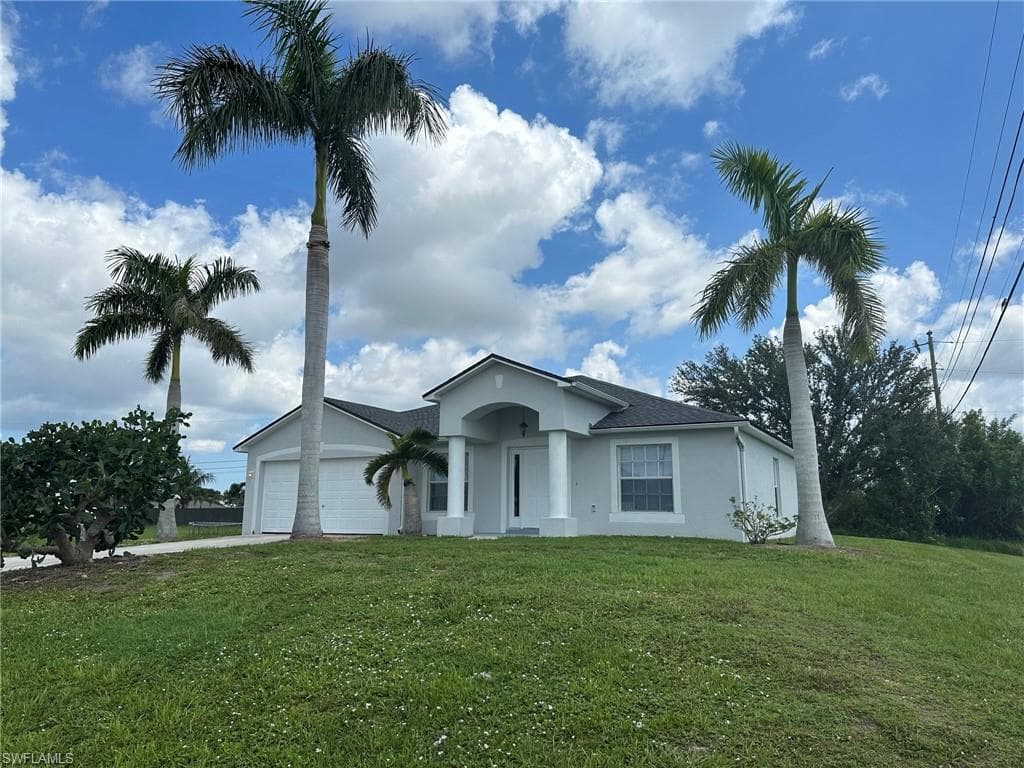 343 NE 10th ST CAPE CORAL, FL 33909