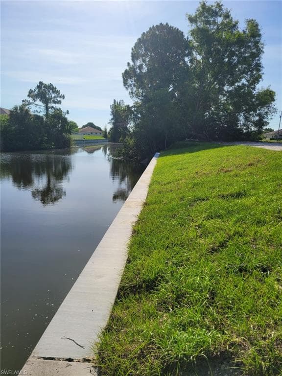1105 SW 1st TER CAPE CORAL, FL 33991