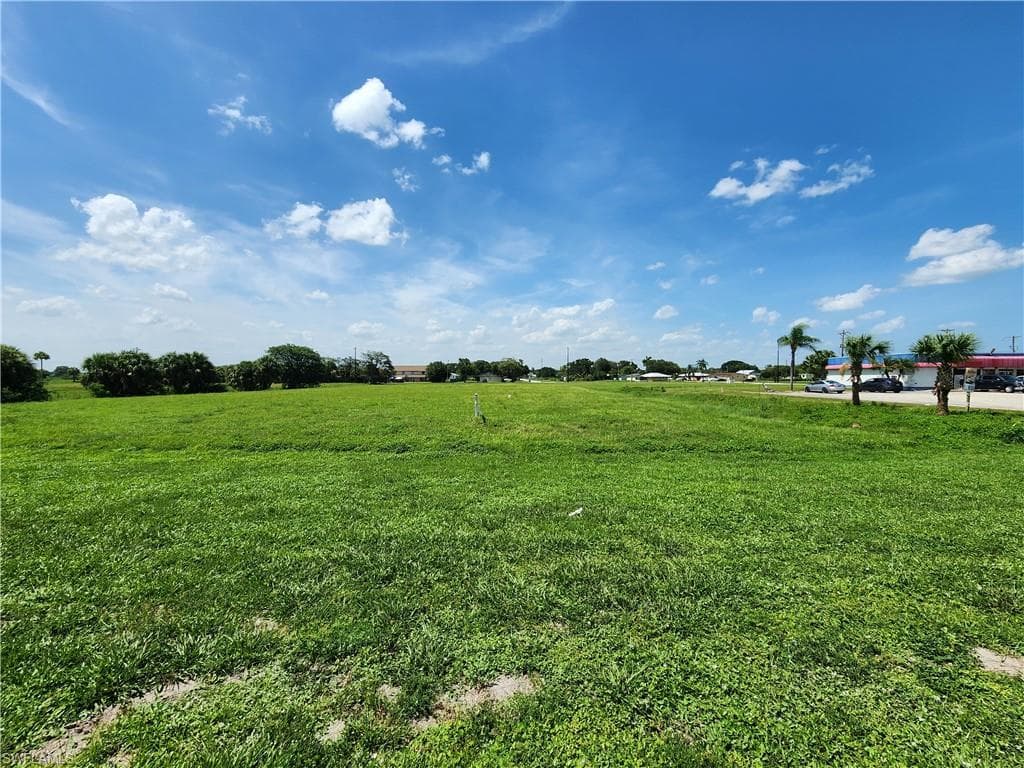 U S Hwy 27 + 10TH ST MOORE HAVEN, FL 33471