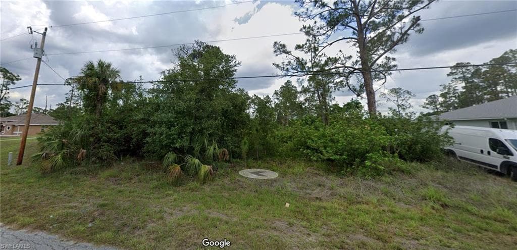 912 Cleveland AVE LEHIGH ACRES, FL 33972