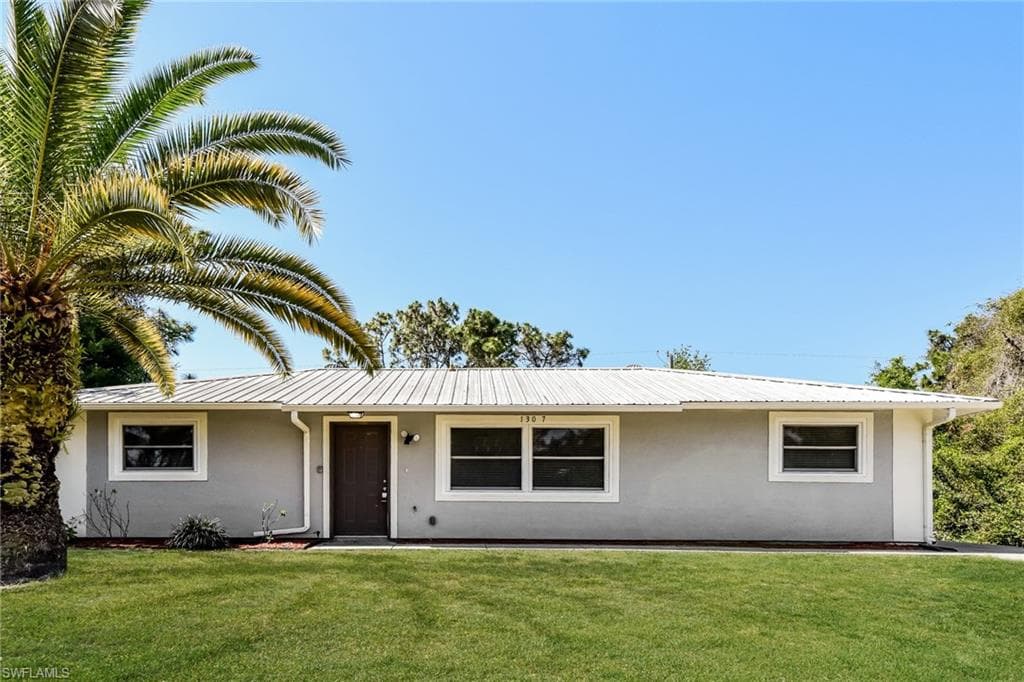 13017 Feldman AVE PORT CHARLOTTE, FL 33981